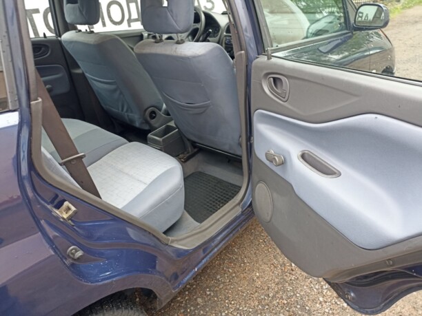 Mitsubishi Space Star I, 2001 г.