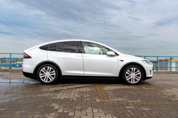 Tesla Model X, 2017 г.