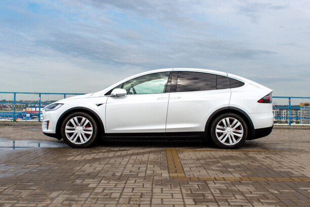 Tesla Model X, 2017 г.