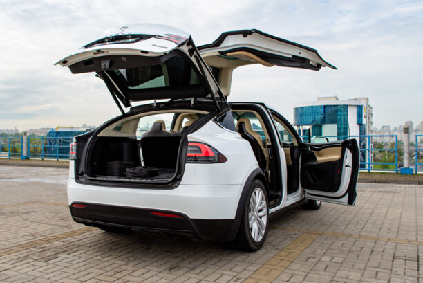Tesla Model X, 2017 г.