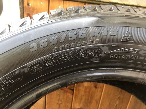 Легковые шины Michelin LATITUDE X_ICE xI2 255/55 R18 4 шт.