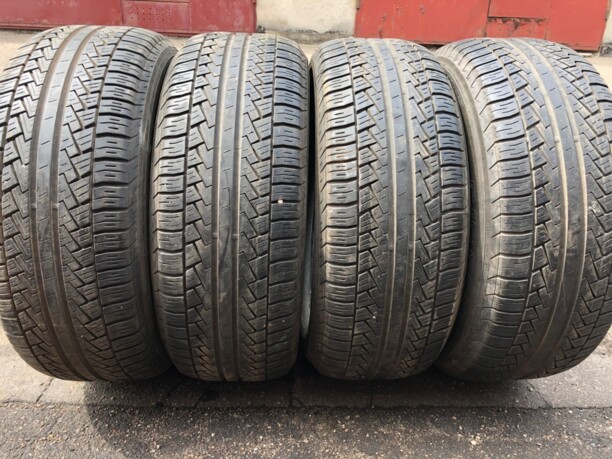 Легковые шины Pirelli 235/55 R17 4 шт.
