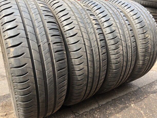 Легковые шины Michelin 185/55 R15 4 шт.