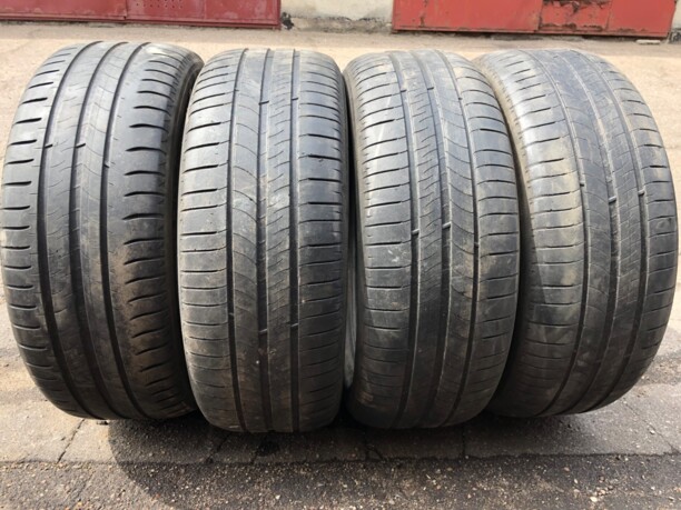 Легковые шины Michelin 205/55 R16 4 шт.