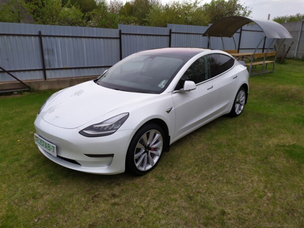 Tesla Model 3, 2020 г.