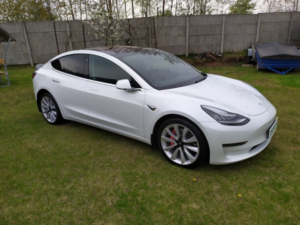 Tesla Model 3, 2020 г.