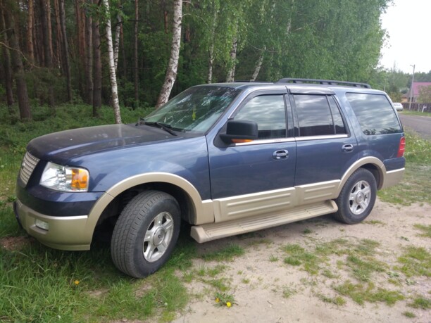 Ford Expedition II, 7 мест, 2004 г.