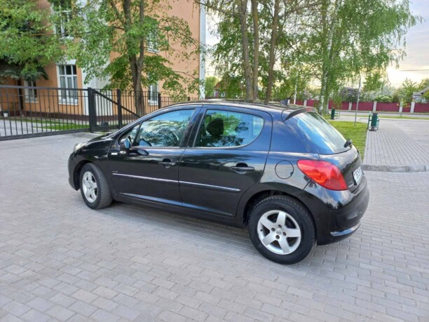 Peugeot 207 I · Рестайлинг, 2010 г.