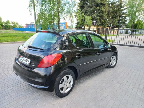 Peugeot 207 I · Рестайлинг, 2010 г.