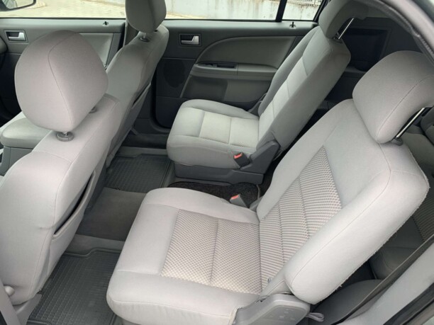 Ford Freestyle, 7 мест, 2005 г.