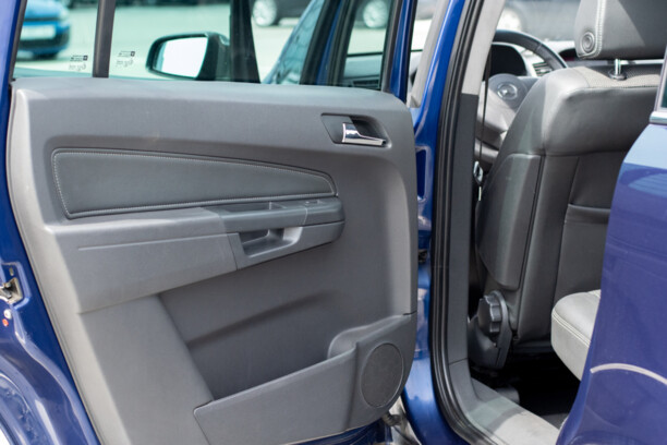 Opel Zafira B, 7 мест, 2006 г.