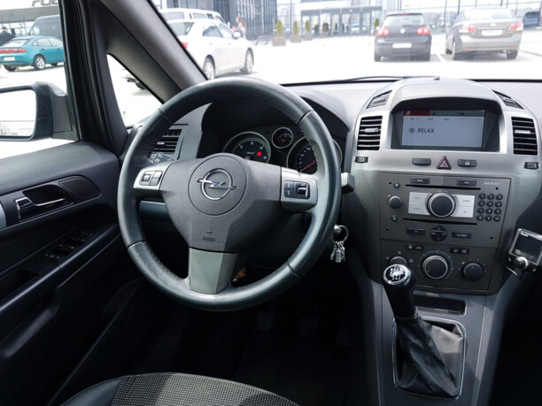 Opel Zafira B, 7 мест, 2006 г.