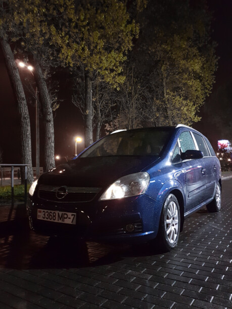 Opel Zafira B, 7 мест, 2006 г.