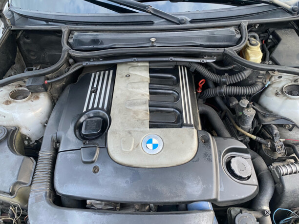 BMW 3 серия E46 · Рестайлинг, 2001 г.