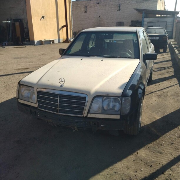 Mercedes-Benz E-Класс W124, S124, C124, A124, 1990 г.
