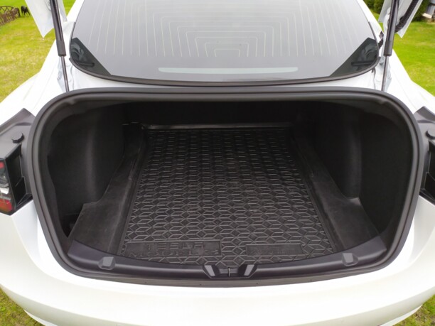 Tesla Model 3, 2020 г.