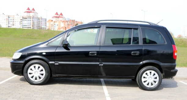 Opel Zafira A, 7 мест, 2002 г.