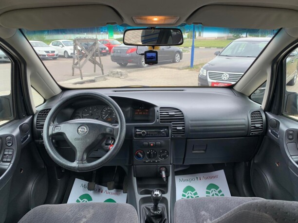 Opel Zafira A, 7 мест, 2001 г.
