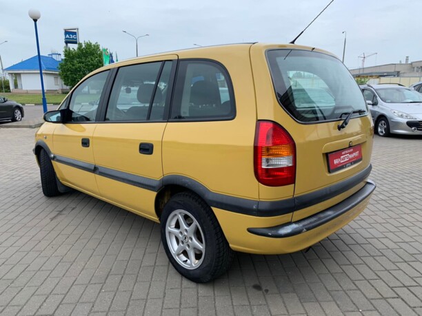 Opel Zafira A, 7 мест, 2001 г.