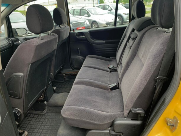 Opel Zafira A, 7 мест, 2001 г.