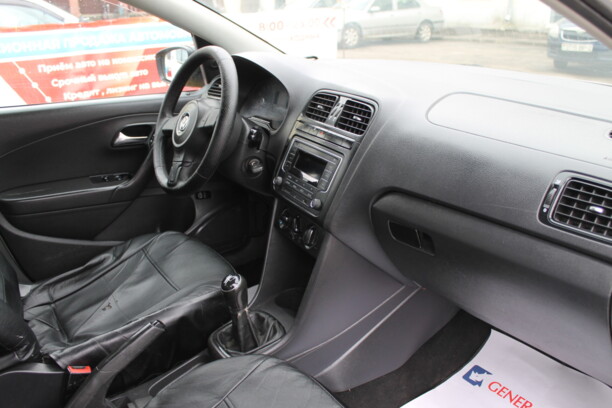 Volkswagen Polo V, 2012 г.