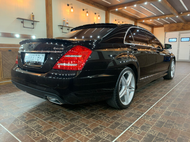 Mercedes-Benz S-Класс W221· Рестайлинг, 2010 г.