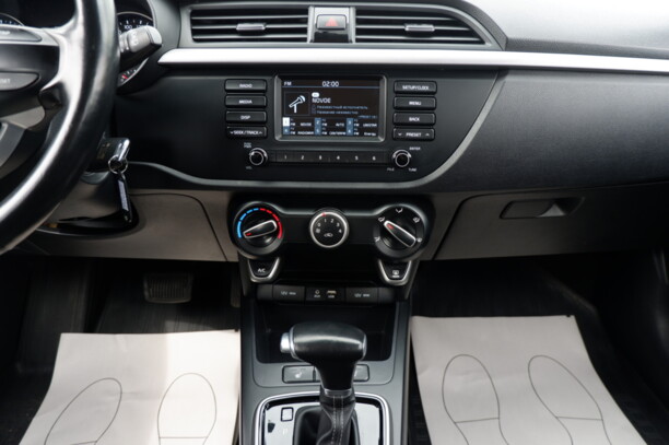 Kia Rio IV X-Line, 2018 г.