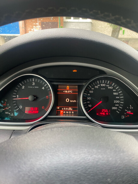 Audi Q7 4L, 7 мест, 2007 г.
