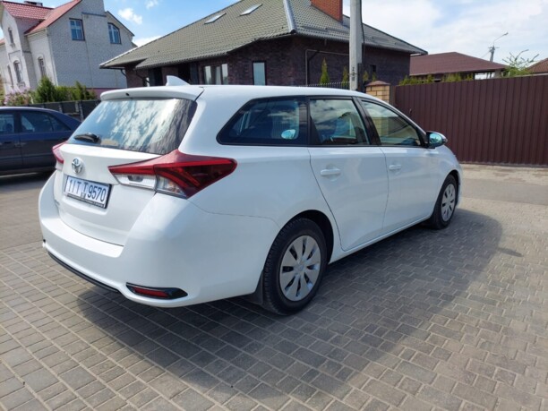 Toyota Auris II (E180) · Рестайлинг, 2017 г.