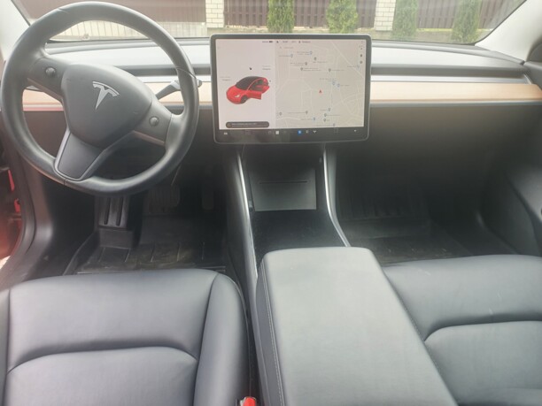 Tesla Model 3, 2018 г.