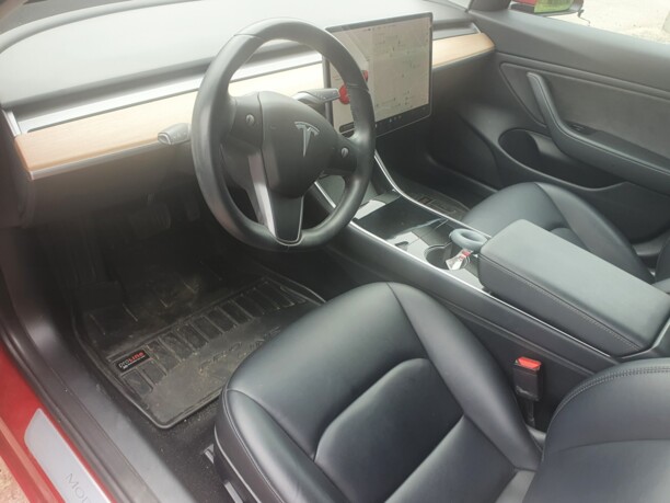 Tesla Model 3, 2018 г.