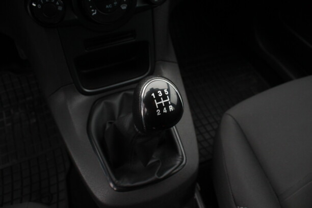 Ford Fiesta VI · Рестайлинг, 2017 г.