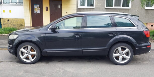 Audi Q7 4L, 7 мест, 2006 г.