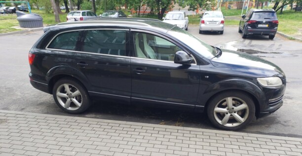 Audi Q7 4L, 7 мест, 2006 г.