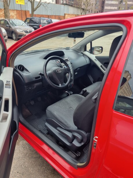 Toyota Yaris II (XP9) · Рестайлинг, 2011 г.