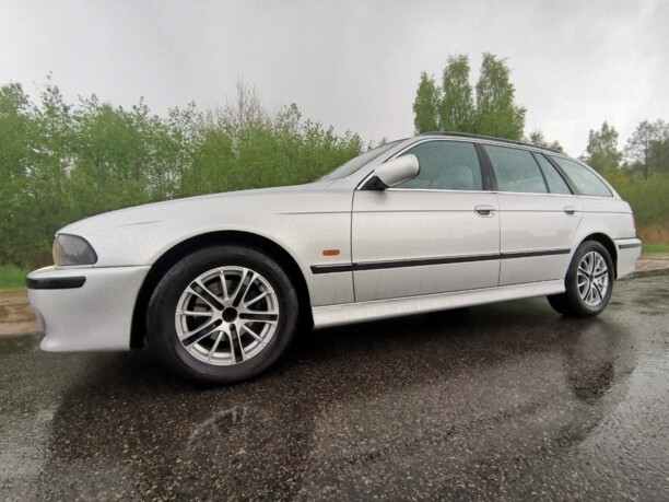 BMW 5 серия E39, 2000 г.