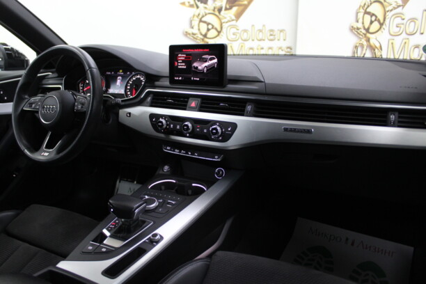 Audi A4 B9, 2017 г.
