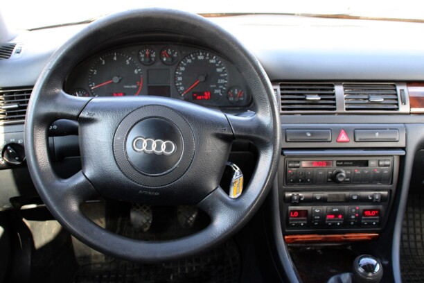 Audi A6 C5, 2000 г.