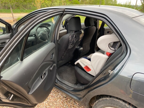 Toyota Yaris II (XP9) · Рестайлинг, 2009 г.