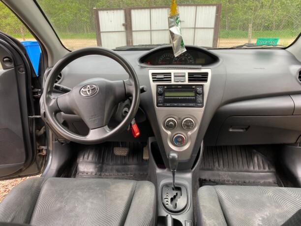 Toyota Yaris II (XP9) · Рестайлинг, 2009 г.