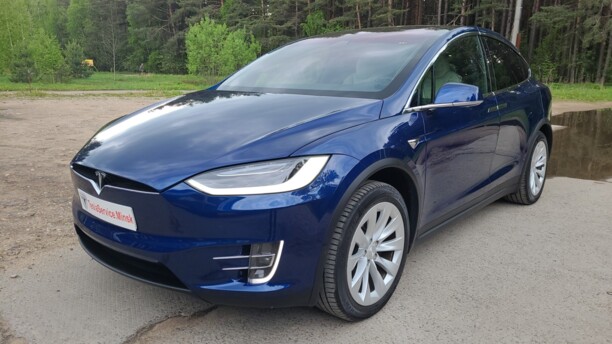 Tesla Model X, 6 мест, 2020 г.