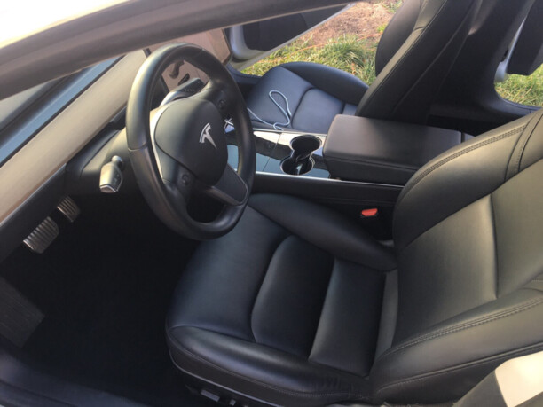 Tesla Model 3, 2018 г.
