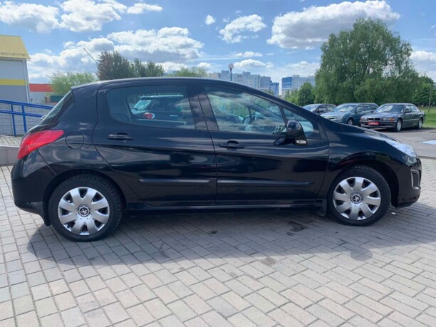 Peugeot 308 T7 · Рестайлинг, 2011 г.