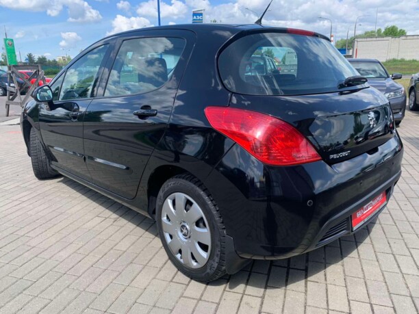 Peugeot 308 T7 · Рестайлинг, 2011 г.