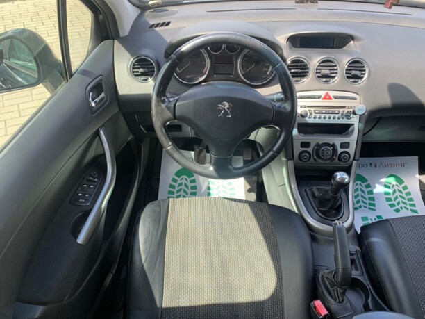 Peugeot 308 T7 · Рестайлинг, 2011 г.