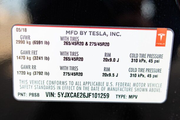 Tesla Model X, 7 мест, 2018 г.