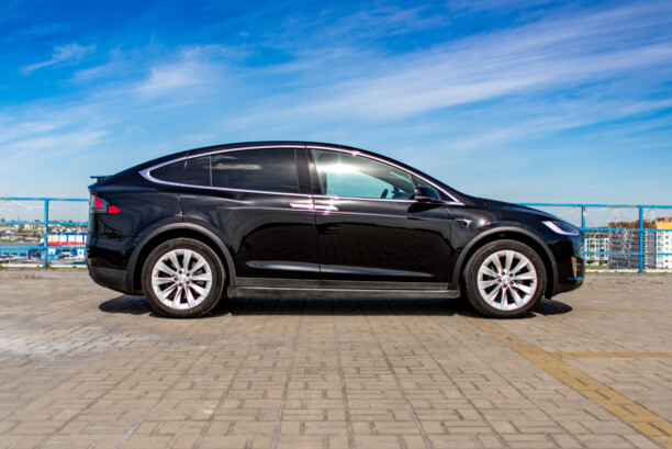 Tesla Model X, 7 мест, 2018 г.