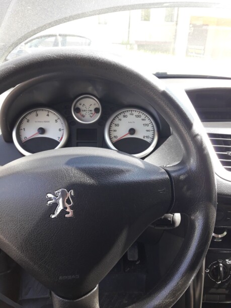 Peugeot 207 I · Рестайлинг, 2009 г.