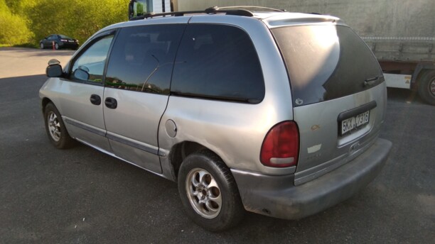 Dodge Caravan III, 7 мест, 2000 г.