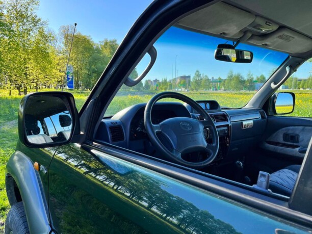 Toyota Land Cruiser Prado J90 · Рестайлинг, 7 мест, 2001 г.